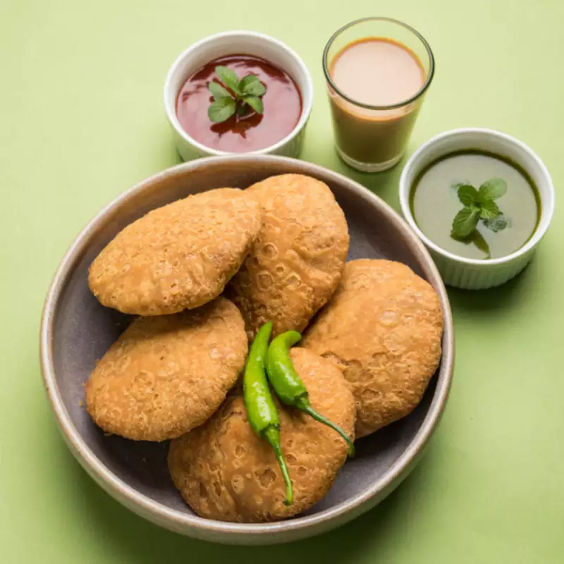 Pyaaz Kachori