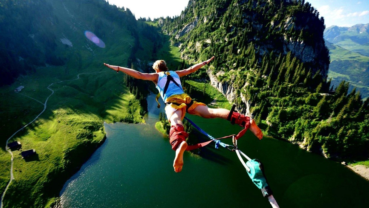 Bungee Jumping 