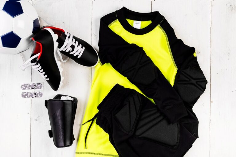 What Makes the Essentials Tracksuit a Fashion Icon