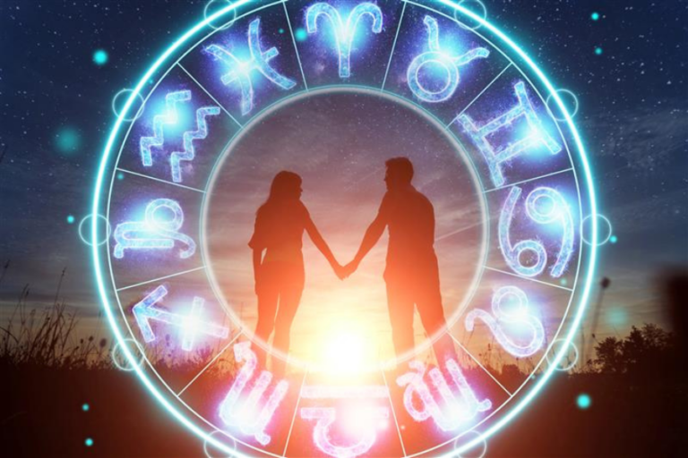 How Astrology Makes Your Life Easy With Predictions, Kundali Matching And Palmistry?